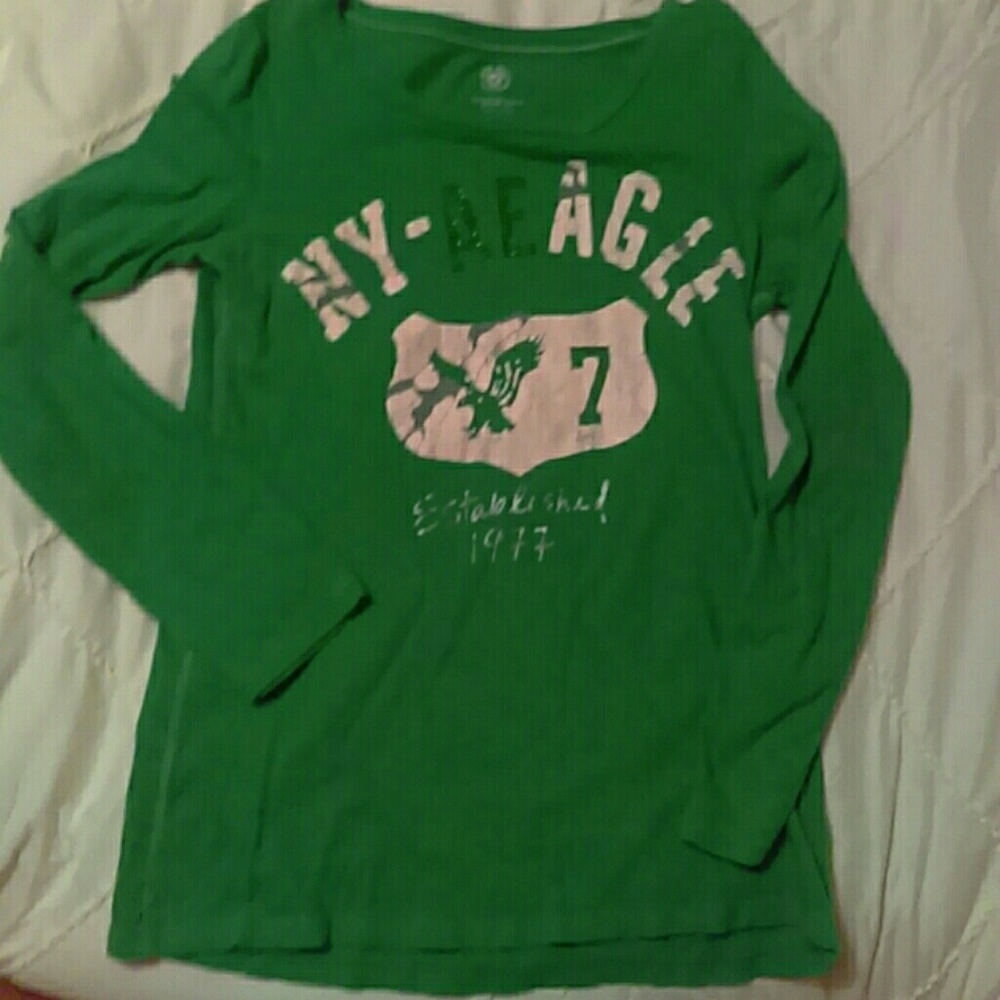American Eagle shirt